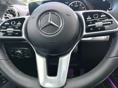 2020 Mercedes-Benz GLB 200, белый — фото 10