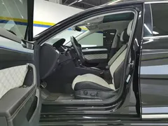 2023 Volkswagen Magotan 330TSI DCT Luxury, чёрный — фото 9