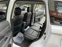 2021 Mitsubishi Outlander 2.0L 2WD 5, белый — фото 8