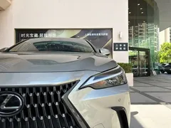 2022 Lexus NX 350h — фото 5