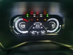 2023 Geely Emgrand 1.5L CVT, белый — фото 4