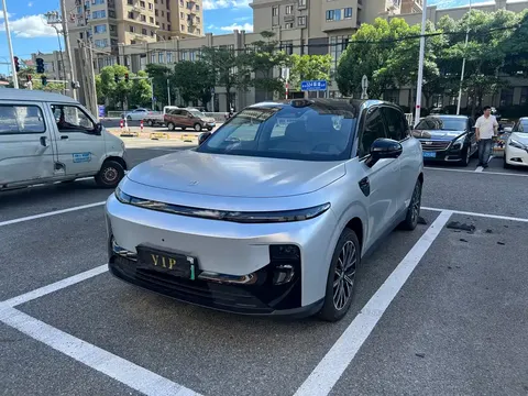 2025 Leapmotor B10 510