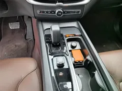 2023 Volvo XC60 4WD Luxury, чёрный — фото 14