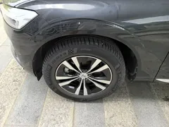 2023 Volvo XC60 4WD Luxury, чёрный — фото 23