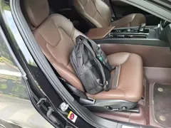 2023 Volvo XC60 4WD Luxury, чёрный — фото 25