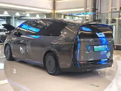 2025 Li Auto MEGA Home, белый — фото 6