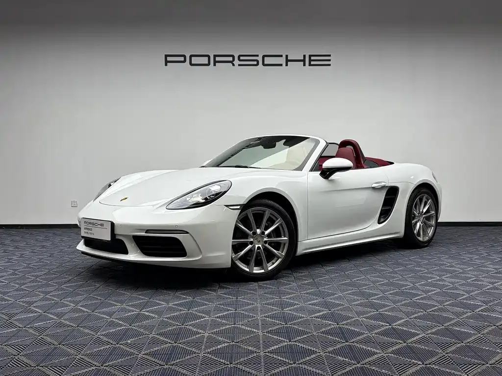 2022 Porsche 718 Boxster 2.0T