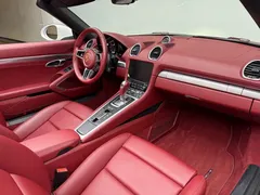 2022 Porsche 718 Boxster 2.0T, белый — фото 10