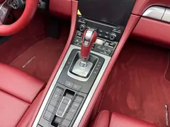 2022 Porsche 718 Boxster 2.0T, белый — фото 13