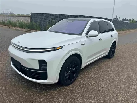 2023 Li Auto L7 Air