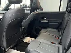 2021 Mercedes-Benz GLB 180, чёрный — фото 17
