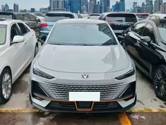 2022 Changan UNI-V 1.5T Sport — фото 2
