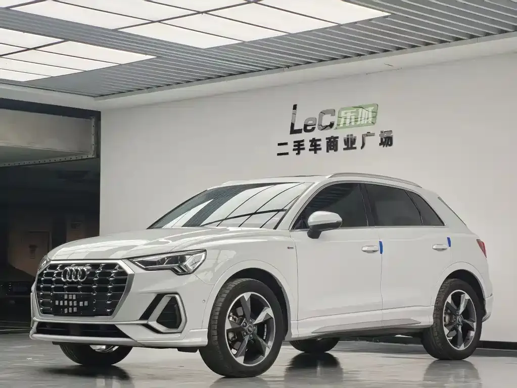 2023 Audi Q3 35 TFSI 1.4T