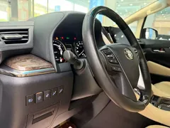 2021 Toyota Alphard Hybrid 2.5L Premium, белый — фото 20