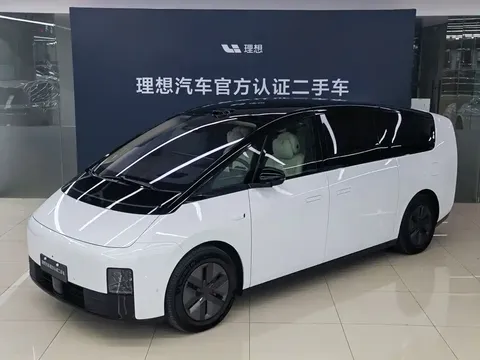 2025 Li Auto MEGA Home