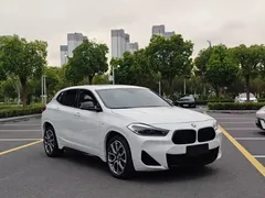 2022 BMW X2 M, белый — фото 3