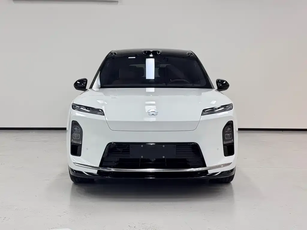 2026 Nio ES8 6-seat Executive Luxury