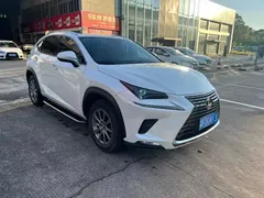 2020 Lexus NX 300h Fashion V, белый — фото 2