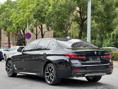 2022 BMW 5 Series 5 530Li M, чёрный — фото 6