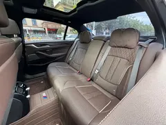 2022 BMW 5 Series 5 530Li M, чёрный — фото 15