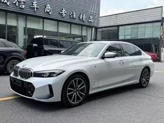 2023 BMW 3 Series 320Li M Sport Package, белый — фото 1