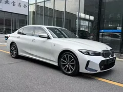 2023 BMW 3 Series 320Li M Sport Package, белый — фото 3