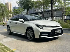 2021 Toyota Levin 185T CVT Luxury, белый — фото 3