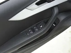 2023 Audi A4L 40 TFSI Fashion Dynamic, белый — фото 10