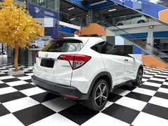 2020 Honda Vezel 1.5L CVT Pioneer, белый — фото 16