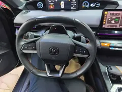 2022 Changan UNI-V 1.5T Premium — фото 11