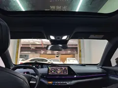 2022 Changan UNI-V 1.5T Premium — фото 18