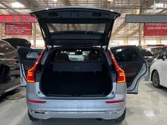 2022 Volvo XC60 4WD Zhiyi Luxury — фото 20