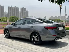 2021 Nissan Sylphy 1.6L XL CVT — фото 9
