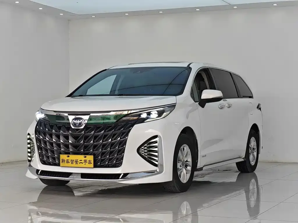 2023 Toyota Granvia 2.5L Hybrid Comfort