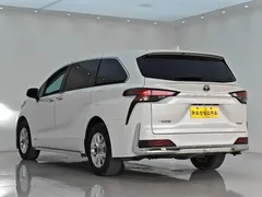2023 Toyota Granvia 2.5L Hybrid Comfort, белый — фото 4