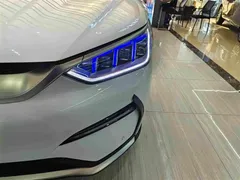 2021 BYD Song PLUS EV Flagship, белый — фото 16