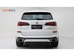 2023 BMW X5 30Li 2.0T xDrive Premium M Sport Package, белый — фото 4