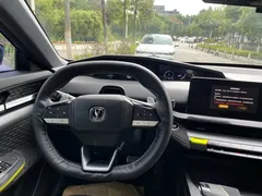 2022 Changan UNI-V 1.5T Sport, синий — фото 4