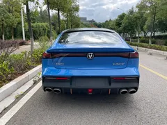 2022 Changan UNI-V 1.5T Sport, синий — фото 17