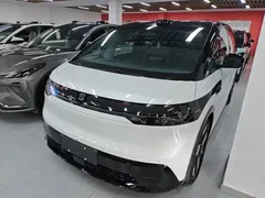 2025 Zeekr Mix Smart Driving, белый — фото 1