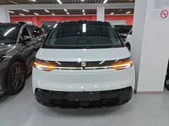 2025 Zeekr Mix Smart Driving, белый — фото 3