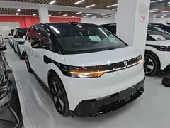 2025 Zeekr Mix Smart Driving, белый — фото 4