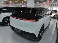2025 Zeekr Mix Smart Driving, белый — фото 7