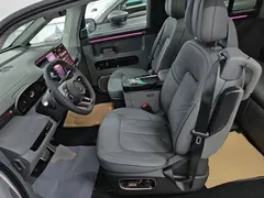 2025 Zeekr Mix Smart Driving, белый — фото 15