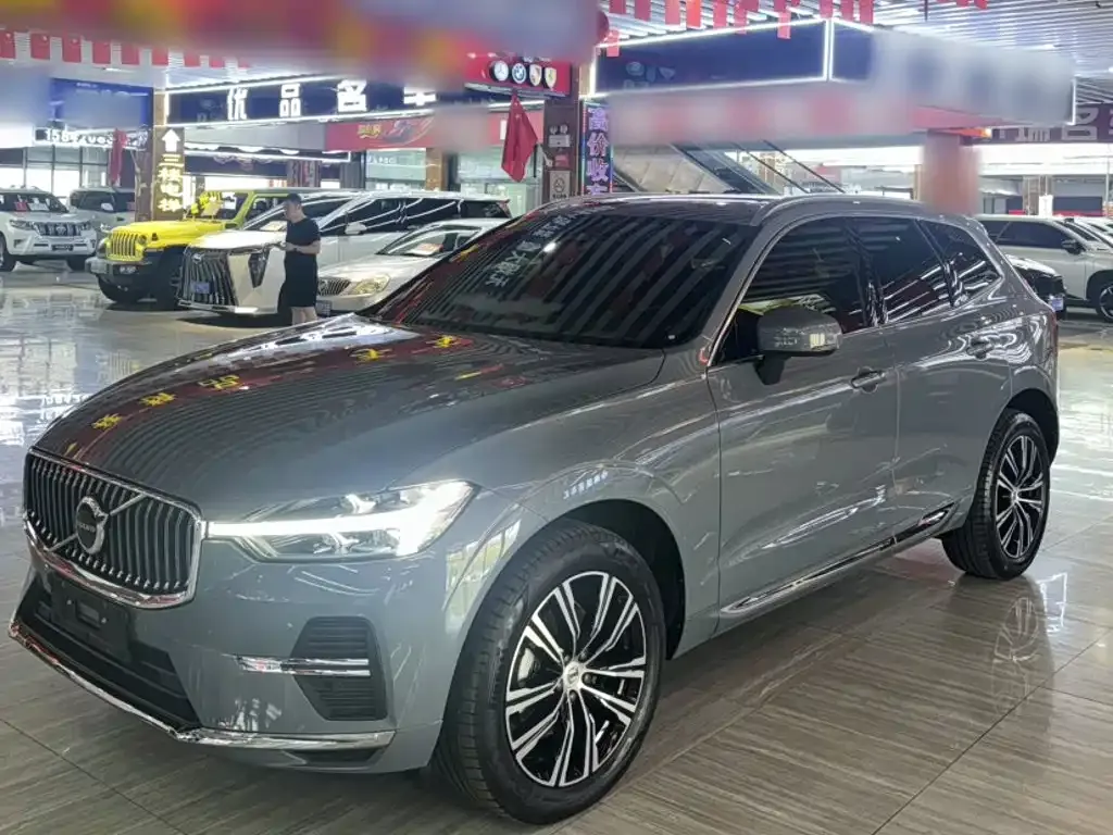 2022 Volvo XC60 B5 4WD Luxury