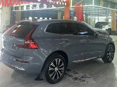2022 Volvo XC60 B5 4WD Luxury — фото 5