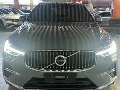 2022 Volvo XC60 B5 4WD Luxury — фото 7