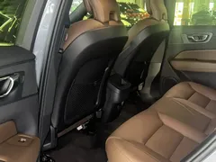 2022 Volvo XC60 B5 4WD Luxury — фото 11