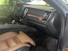 2022 Volvo XC60 B5 4WD Luxury — фото 12