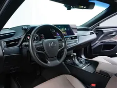 2022 Lexus ES 300h, чёрный — фото 9